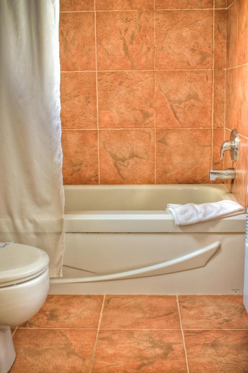 Motel Le Jolibourg Saint-Sauveur Номер фото